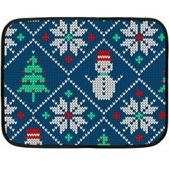 Knitted Christmas Pattern Fleece Blanket (mini) by Vaneshart