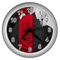 Roses Rouge Fleurs Wall Clock (silver) by kcreatif