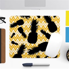 Ananas Chevrons Noir/jaune Large Mousepads by kcreatif