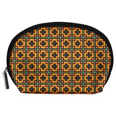 Df Villavechia Accessory Pouch (large) by deformigo