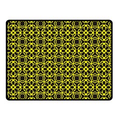 Df Manzanilla Double Sided Fleece Blanket (small)  by deformigo