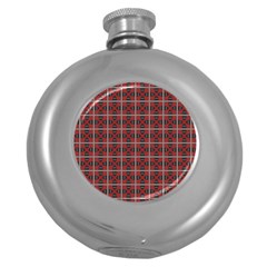 Noceta Round Hip Flask (5 Oz) by deformigo