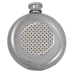 William Fairwell Round Hip Flask (5 Oz) by deformigo