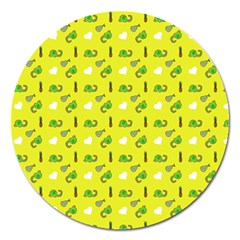 Green Elephant Pattern Yellow Magnet 5  (round)