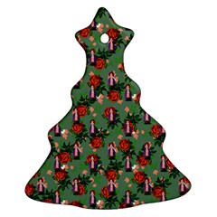 Fiola Pattern Green Christmas Tree Ornament (two Sides) by snowwhitegirl