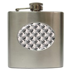 Seamless 3166142 Hip Flask (6 Oz) by Sobalvarro