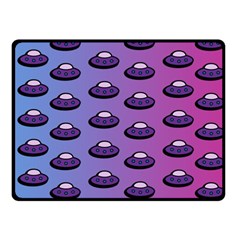 Ufo Alien Pattern Fleece Blanket (small) by Wegoenart