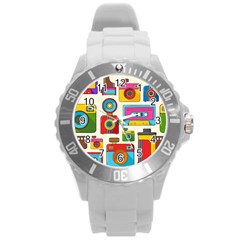 Retro Cameras Audio Cassettes Hand Drawn Pop Art Style Seamless Pattern Round Plastic Sport Watch (l)