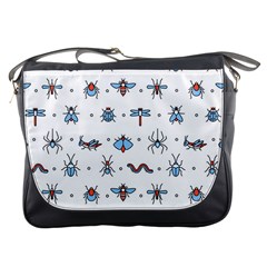 Insects-icons-square-seamless-pattern Messenger Bag