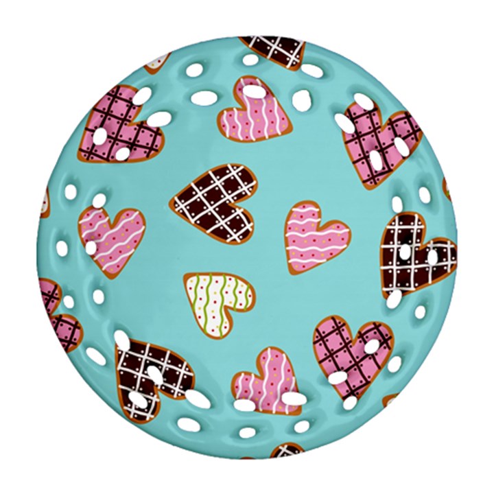 Seamless pattern with heart shaped cookies with sugar icing Round Filigree Ornament (Two Sides)