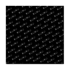 Xoxo Black And White Pattern, Kisses And Love Geometric Theme Face Towel