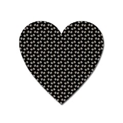 Daisy Black Heart Magnet