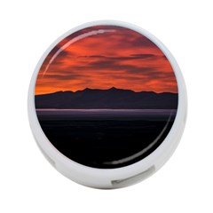 Las Aguilas Viewpoint, El Chalten, Argentina 4-port Usb Hub (two Sides) by dflcprintsclothing
