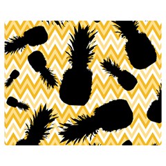 Ananas Chevrons Noir/jaune Double Sided Flano Blanket (medium)  by kcreatif