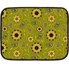 Floral Pattern Paisley Style  Fleece Blanket (mini) by Eskimos