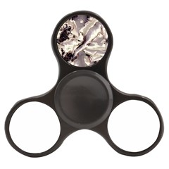 Abstract Wannabe Two Finger Spinner