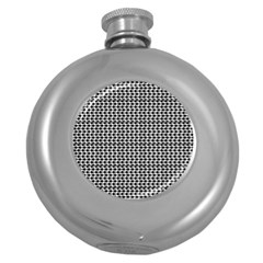 Diamond Pattern Round Hip Flask (5 Oz) by Sparkle