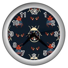 Floral-bugs-seamless-pattern Wall Clock (silver)