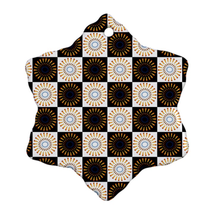 Illustration Checkered Pattern Decoration Ornament (Snowflake)