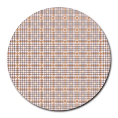 Portuguese Vibes - Brown and white geometric plaids Round Mousepads