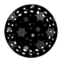 Christmas Snowflake Seamless Pattern With Tiled Falling Snow Ornament (round Filigree) by Uceng