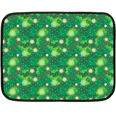 Leaf Clover Star Glitter Seamless One Side Fleece Blanket (mini) by Pakemis