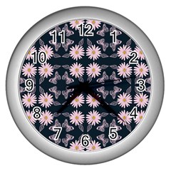 Flowers Daisies Spring Summer Bloom Botanical Wall Clock (silver)