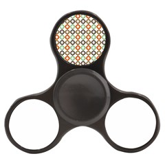 Quatrefoil Finger Spinner by GardenOfOphir