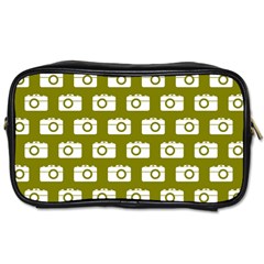 Modern Chic Vector Camera Illustration Pattern Toiletries Bag (one Side) by GardenOfOphir