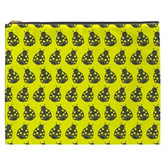 Ladybug Vector Geometric Tile Pattern Cosmetic Bag (XXXL)