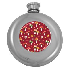 Woodland Mushroom And Daisy Seamless Pattern On Red Background Round Hip Flask (5 Oz)