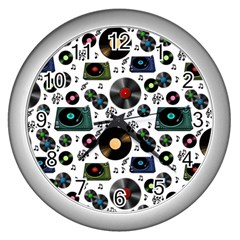 Records Vinyl Seamless Background Wall Clock (silver)