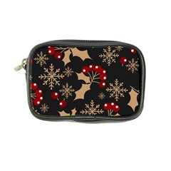 Christmas-pattern-with-snowflakes-berries Coin Purse by Grandong