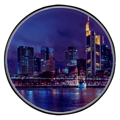 Frankfurt City Skyline Skyscraper Wireless Fast Charger(black) by Sarkoni