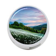 Field Of White Petaled Flowers Nature Landscape 4-Port USB Hub (Two Sides)