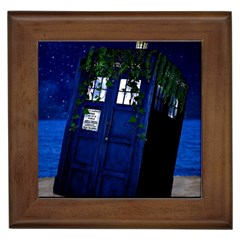 Stuck Tardis Beach Doctor Who Police Box Sci-fi Framed Tile