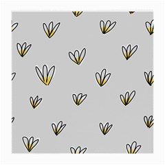 Pattern Leaves Daisies Print Medium Glasses Cloth