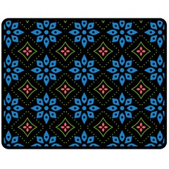 Flowers Pattern Floral Seamless Fleece Blanket (medium)