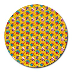 Heart Diamond Pattern Round Mousepad by designsbymallika