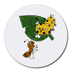 Animal World 8  Mouse Pad (round)